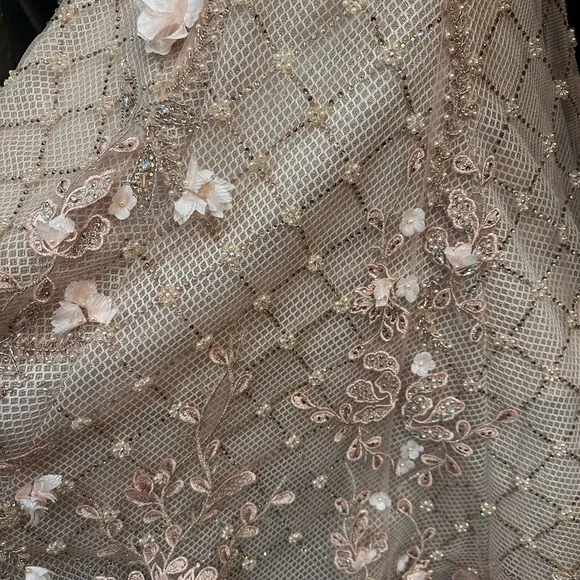 Elegant Floral Embellished Dress - Picture 12 of 14